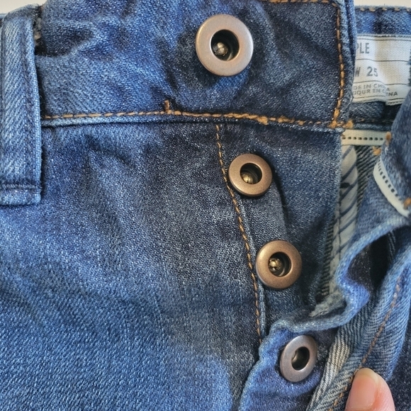 Free People Button Fly Raw Hem Short in Blue Sz 25 - Picture 4 of 9